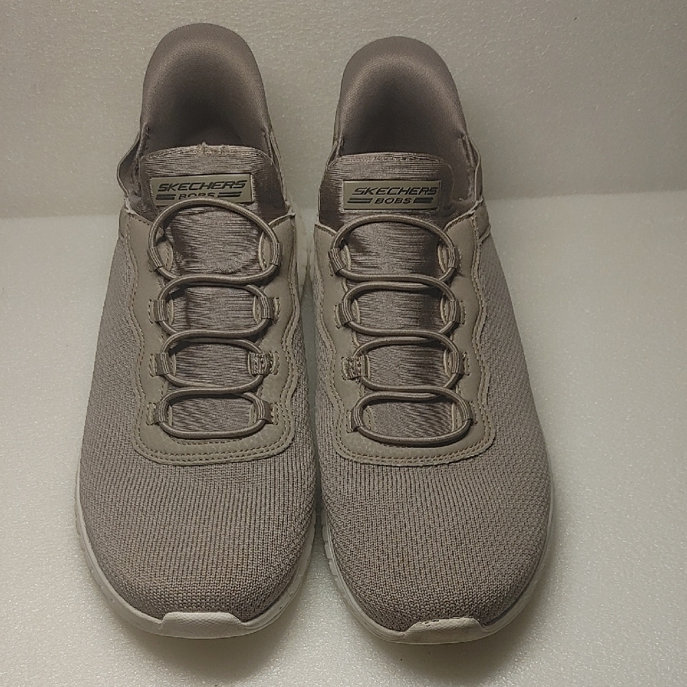 Skechers Women’s Bobs Slip Ins Sneakers, Size 8 Taupe Grey